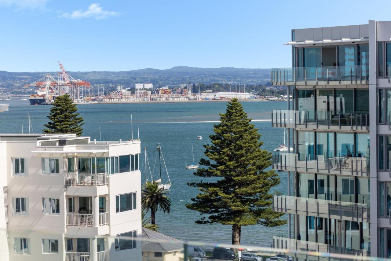 Oceanside Apartment With Iconic Views Mount Maunganui Eksteriør billede