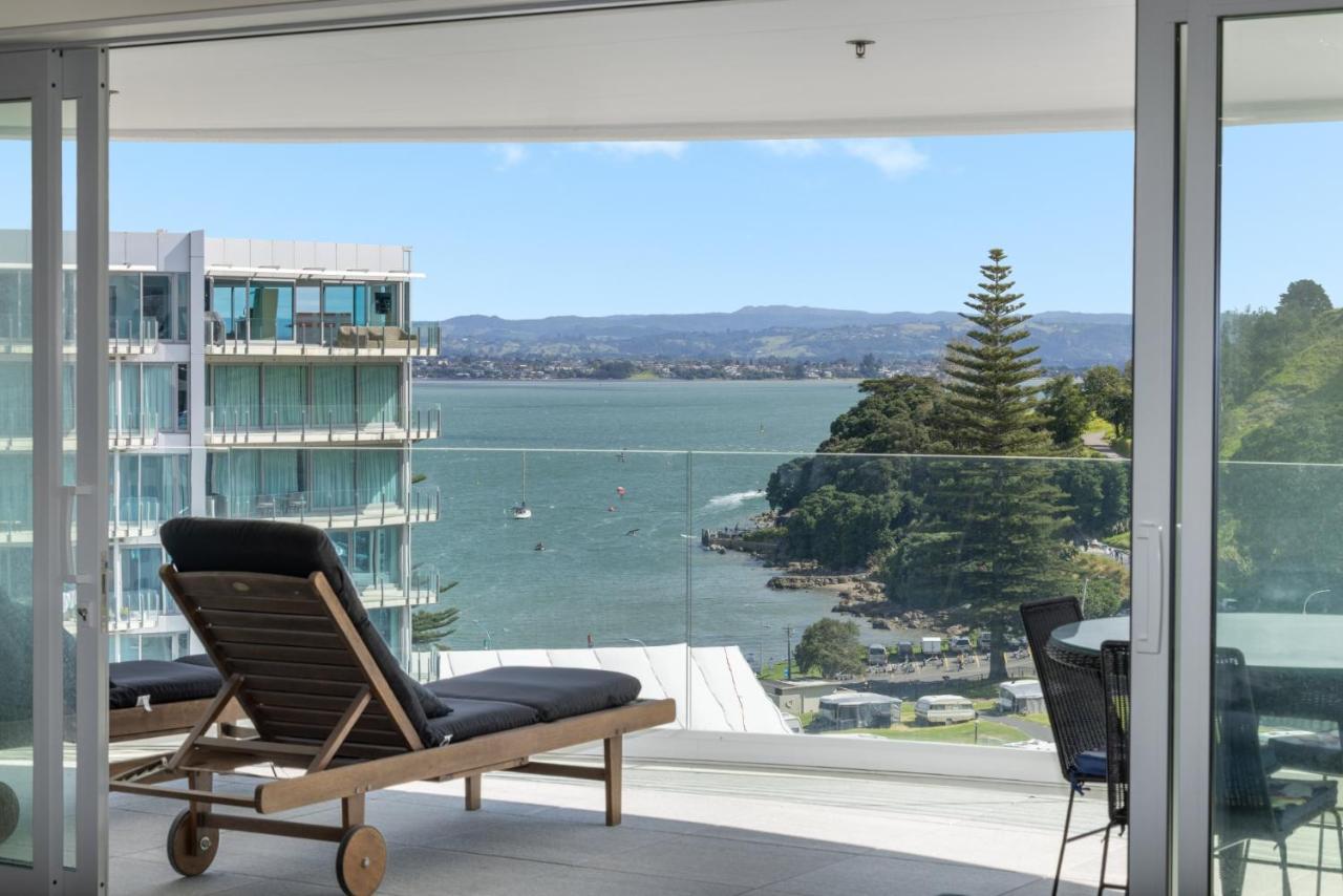 Oceanside Apartment With Iconic Views Mount Maunganui Eksteriør billede